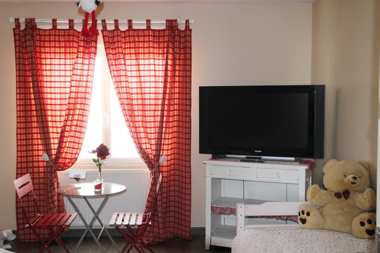 Bed and Breakfast L'Alsacienne Saint-Pierre-des-Corps Esterno foto